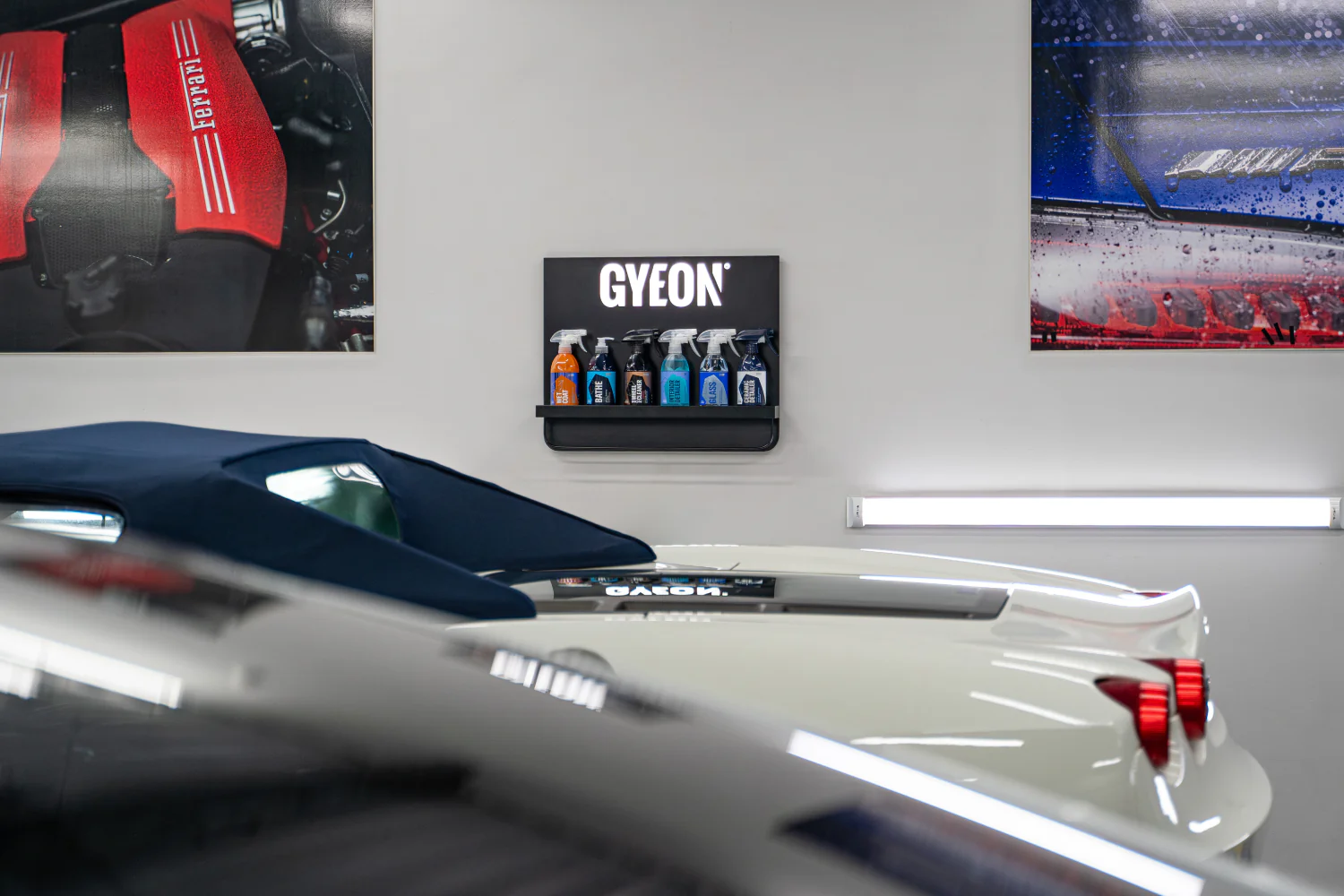 GYEON LED Detail Rack - Image 3