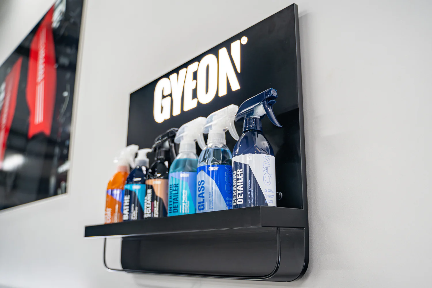 GYEON LED Detail Rack - Image 6