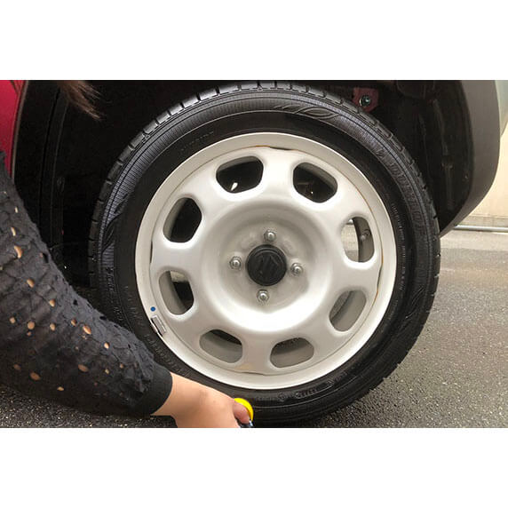 SOFT99 Black Magic Tire Shine - Image 4