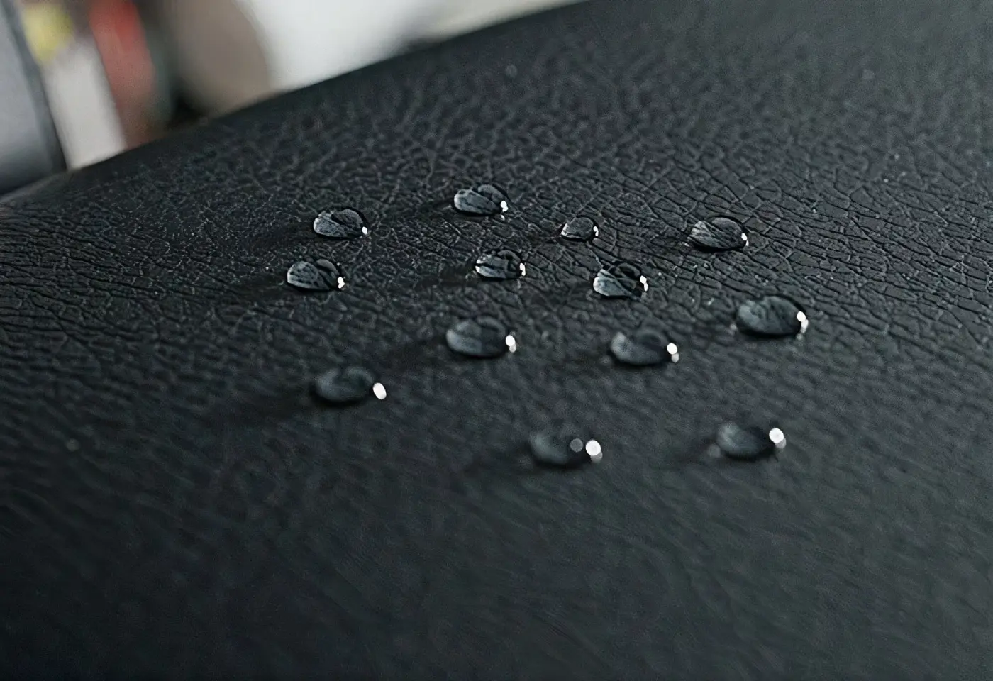 SOFT99 Leather Barrier Coating 230ml L-84 - Image 3